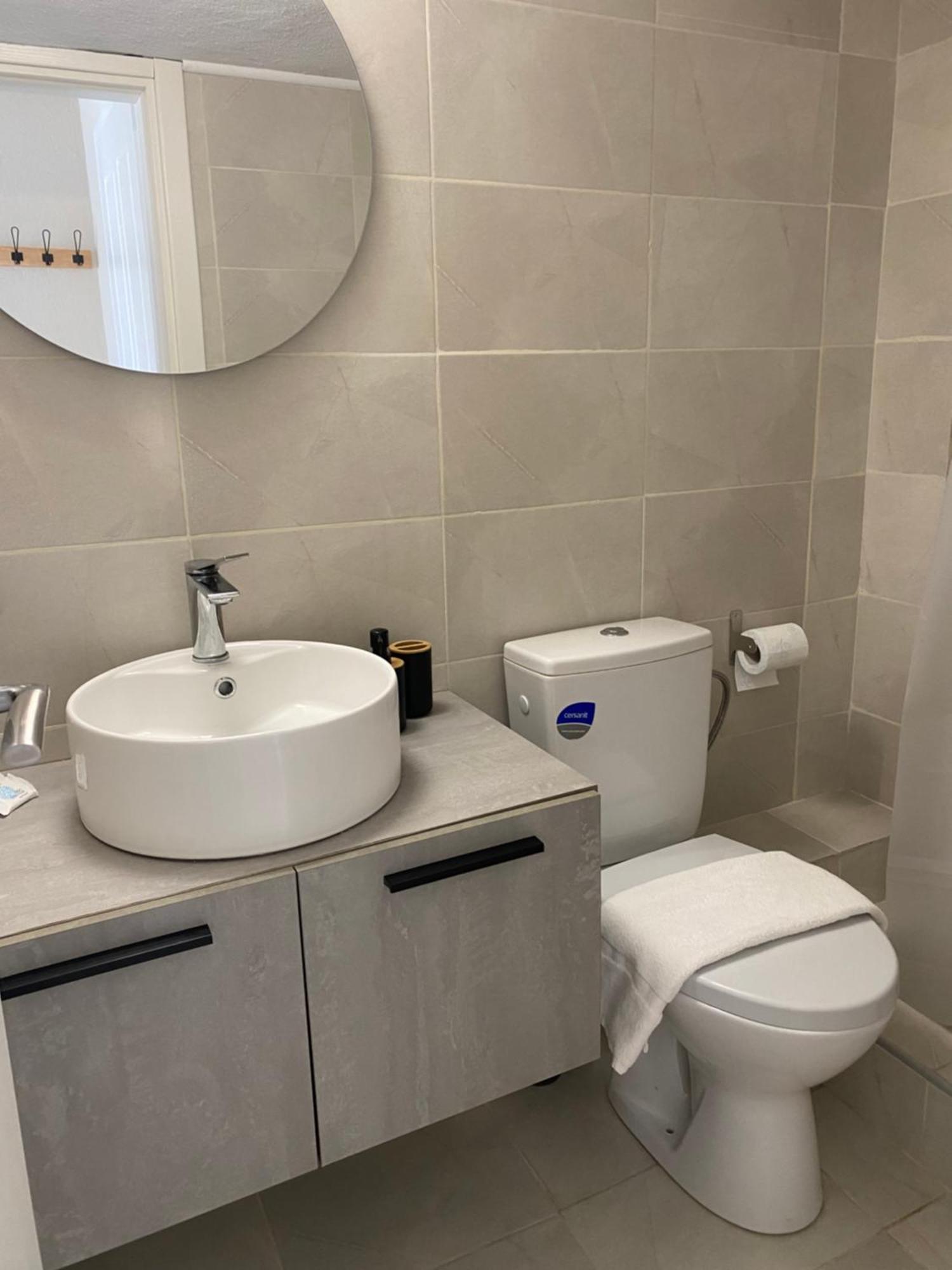 Sun & Sea Apartment Nea Iraklia Bagian luar foto